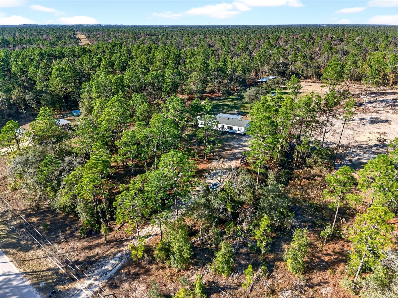 LAKE TROPICANA RANCHETTES 02 - Residential