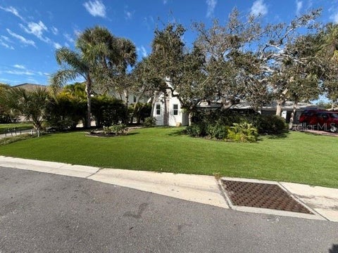 Photo of 605 Lotus Lane, Sarasota, FL 34242 (MLS # A4696995)