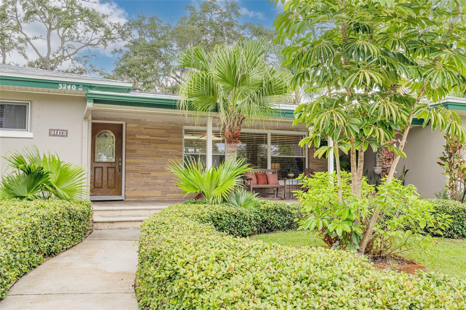 3240 SAN MATEO STREET