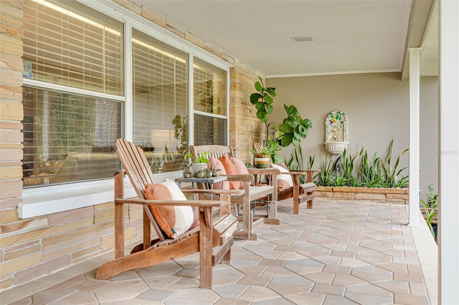 3240 SAN MATEO STREET