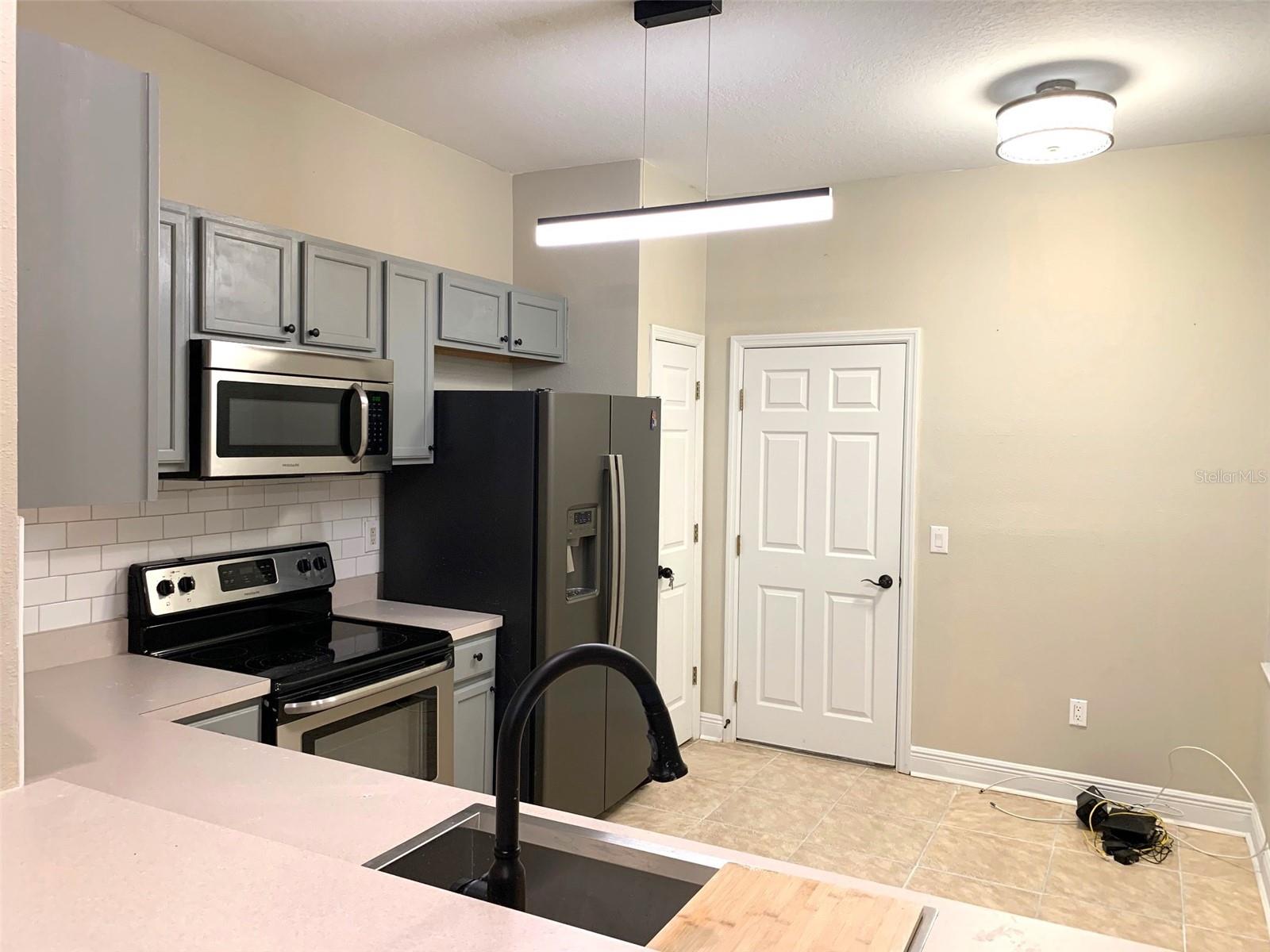 WINDSOR PLACE AT CITRUS PARK P - Residential Lease