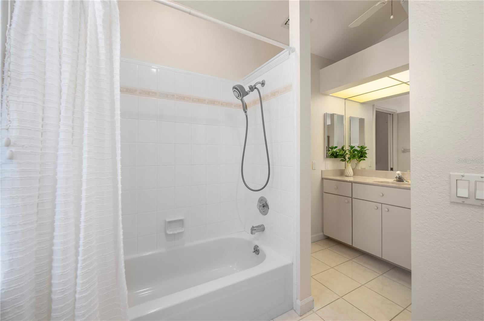 HARBOR LANDING PH 04 BLDG 04 - Residential