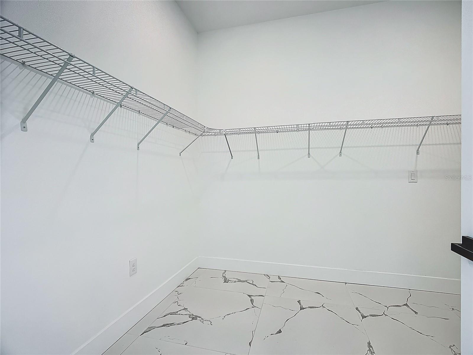 ROCK HAMMOCK - Residential