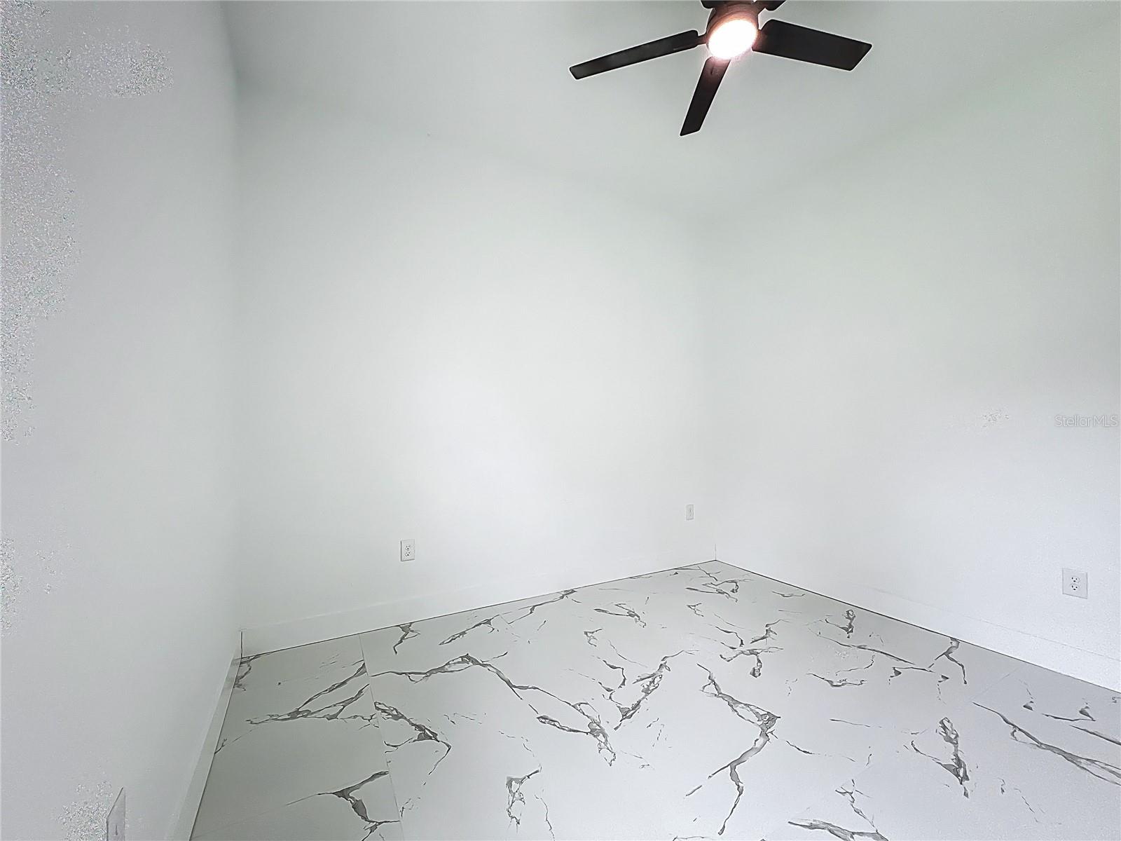 ROCK HAMMOCK - Residential