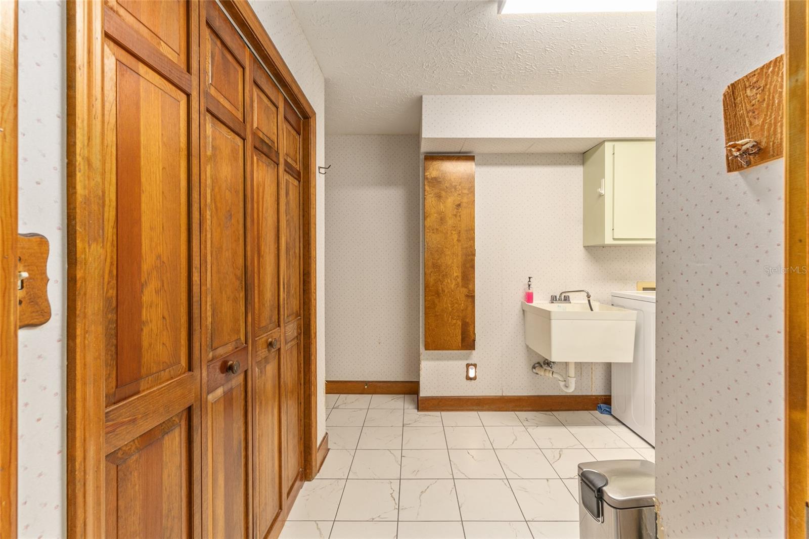 SUMMIT 02 - Residential