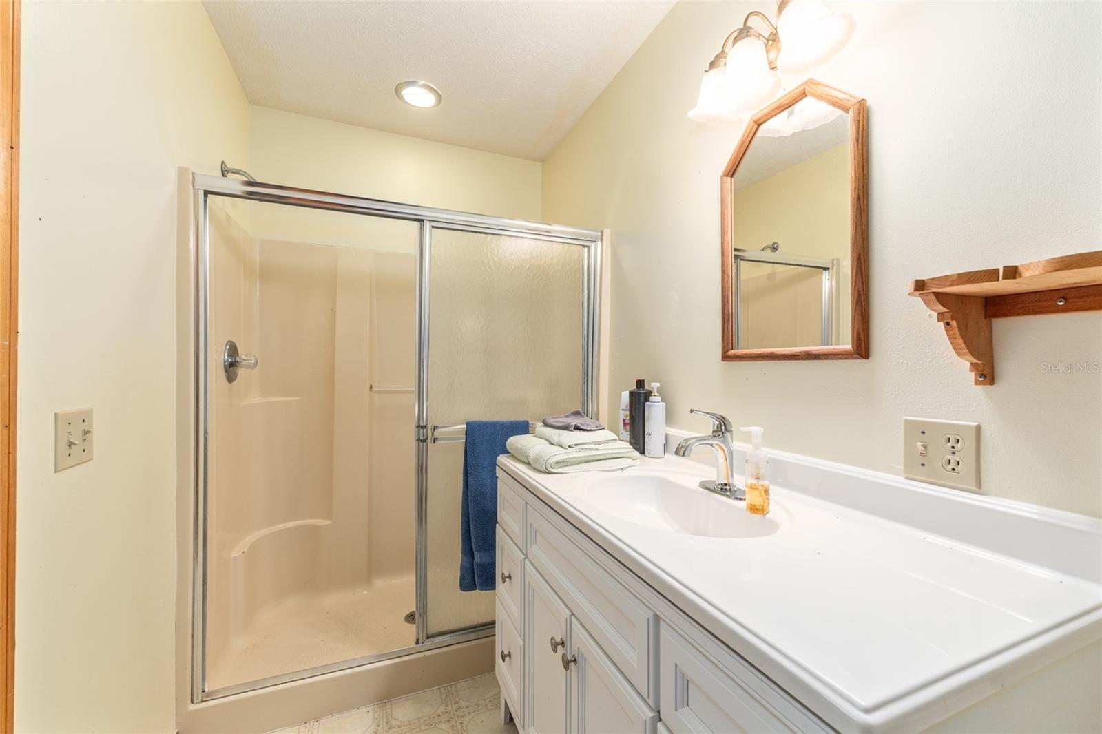 SUMMIT 02 - Residential