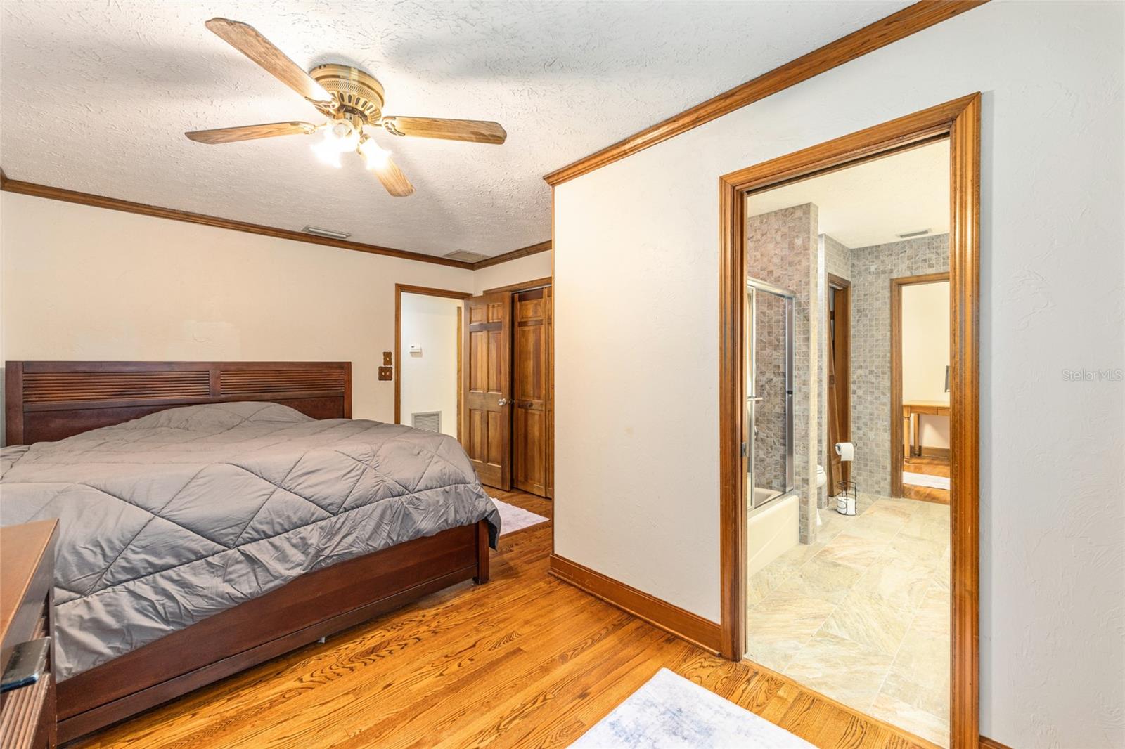 SUMMIT 02 - Residential