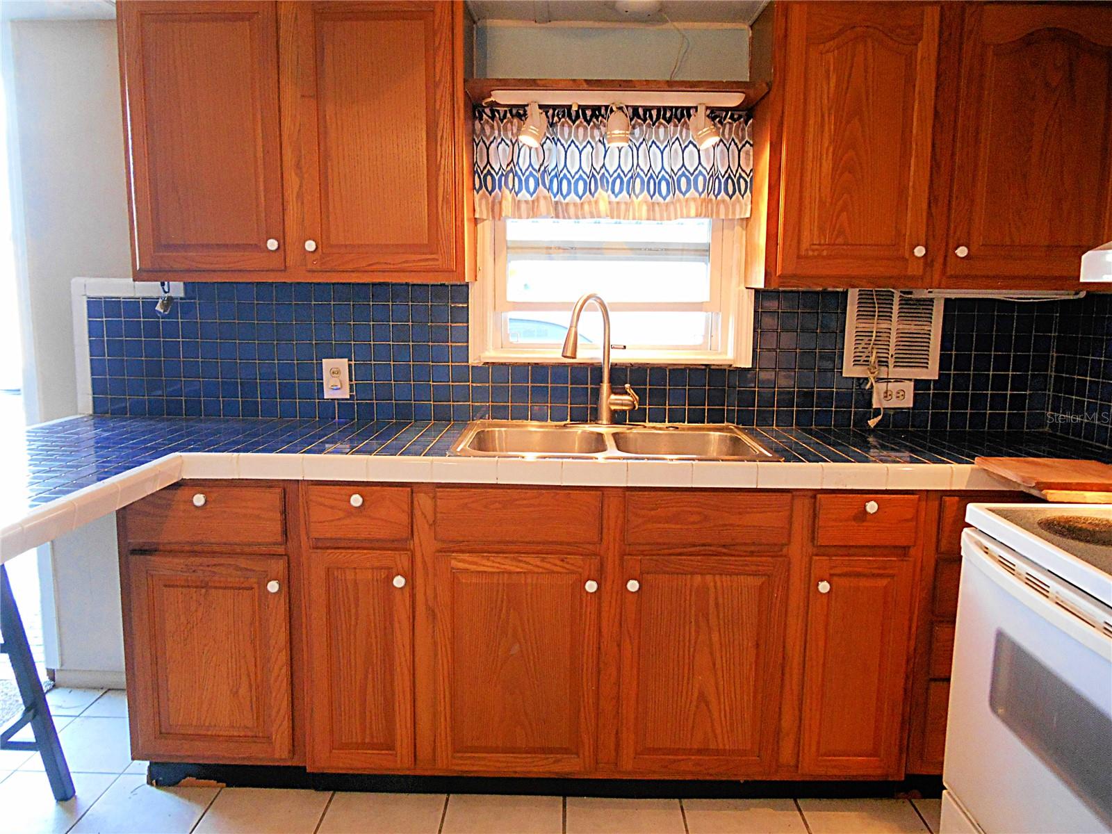 EAGLES NEST MOBILE HOME PARK UNREC - Residential