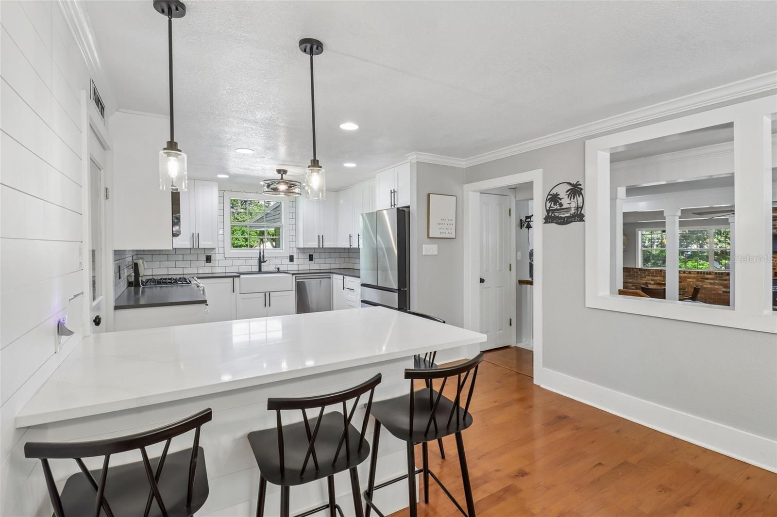 649 GLENWAY DRIVE