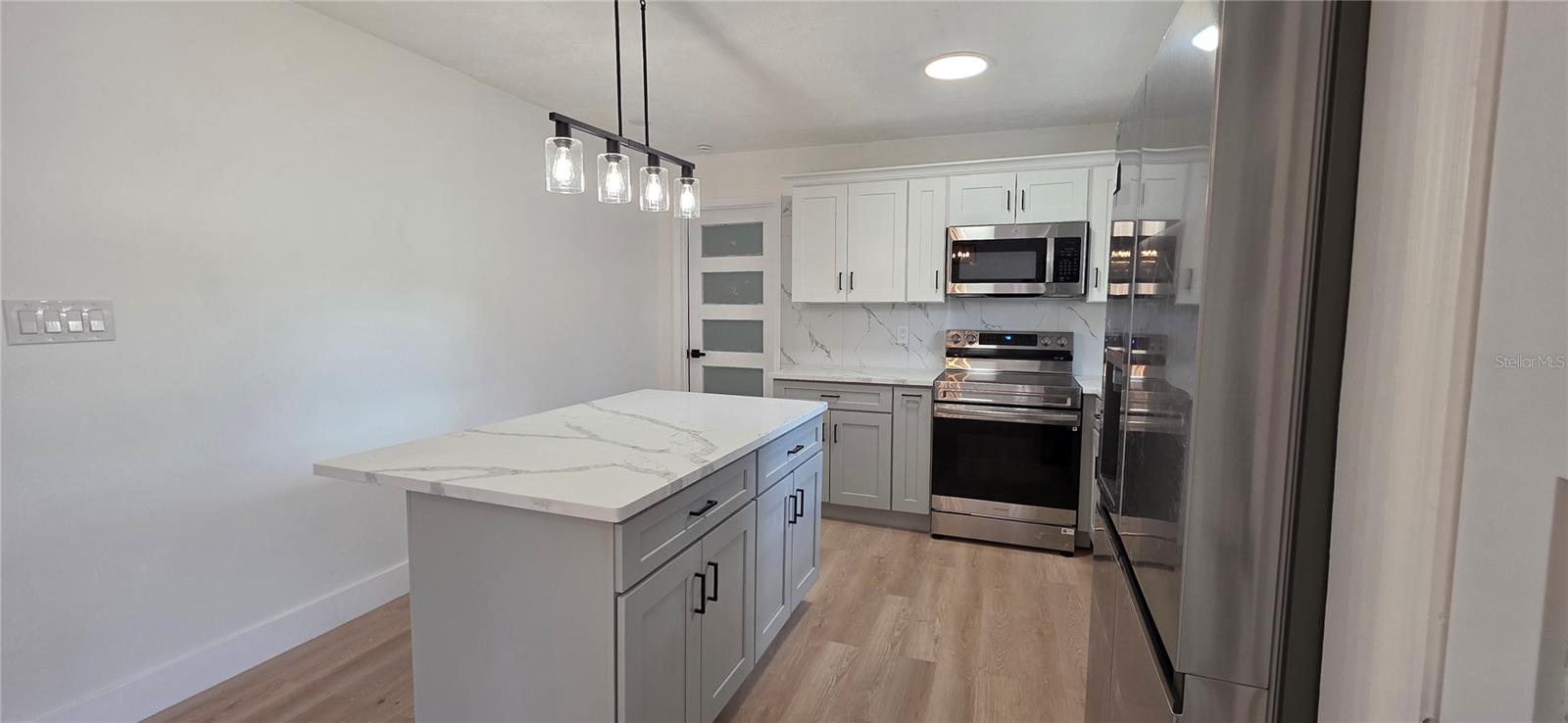 A REP OF LAS BRISAS & LAS - Residential