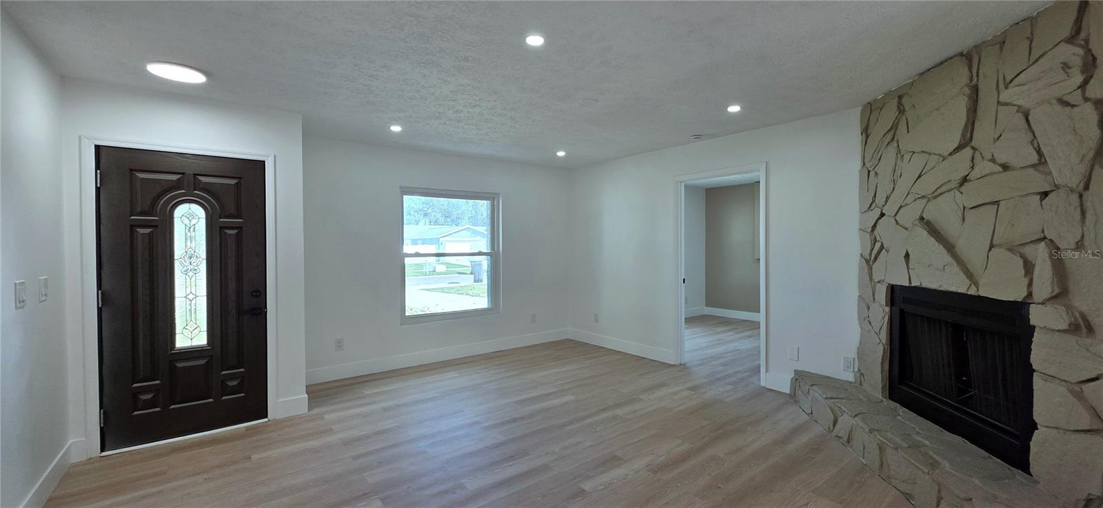 A REP OF LAS BRISAS & LAS - Residential