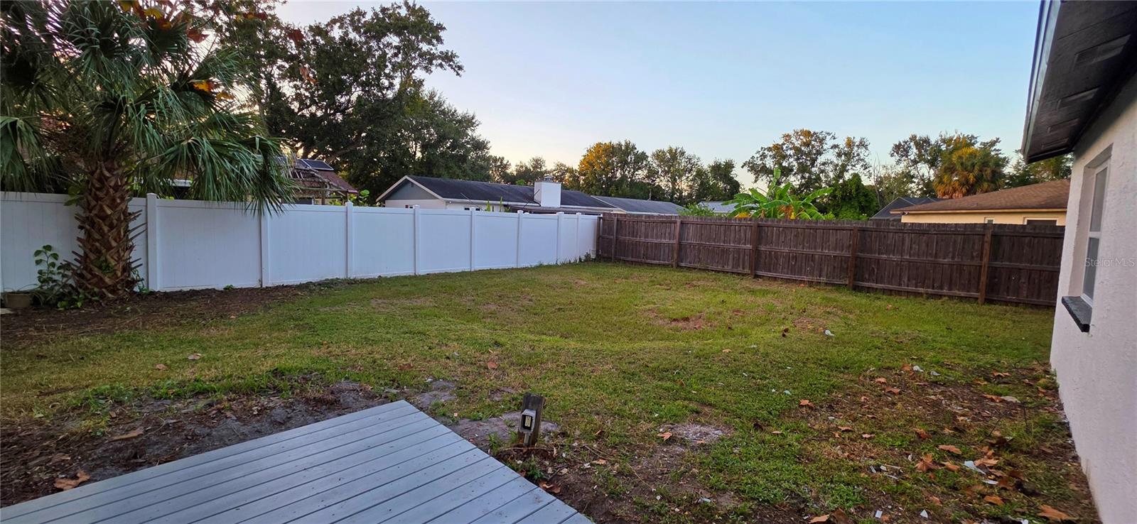 A REP OF LAS BRISAS & LAS - Residential