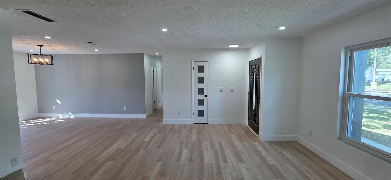 A REP OF LAS BRISAS & LAS - Residential