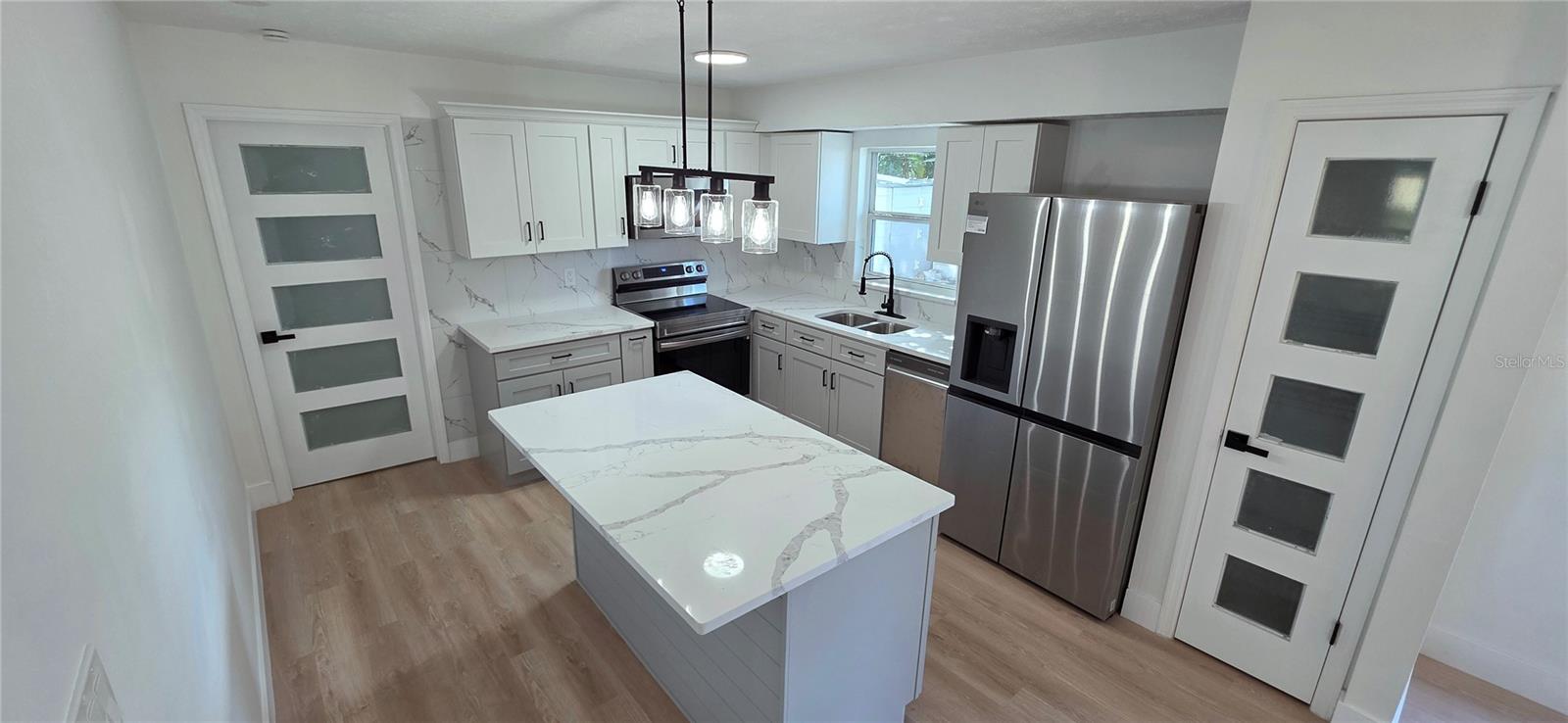 A REP OF LAS BRISAS & LAS - Residential