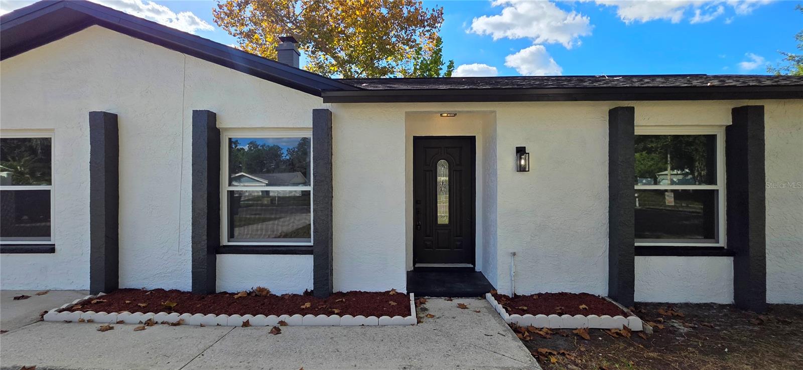 A REP OF LAS BRISAS & LAS - Residential