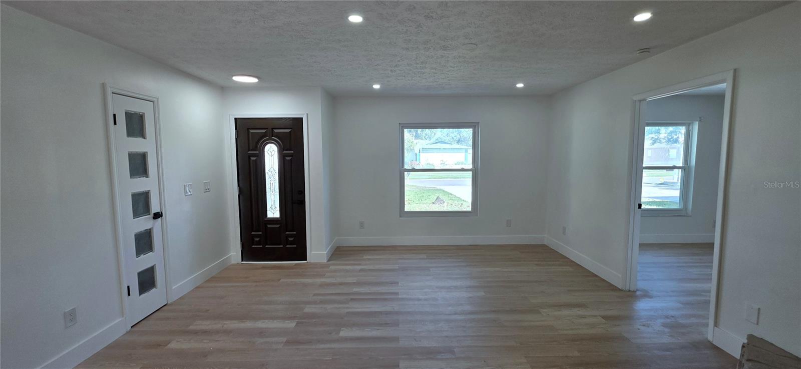 A REP OF LAS BRISAS & LAS - Residential