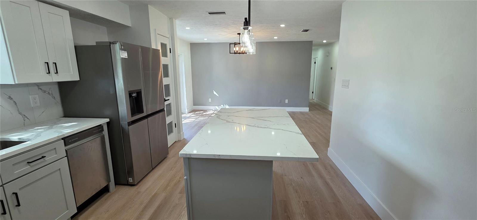 A REP OF LAS BRISAS & LAS - Residential