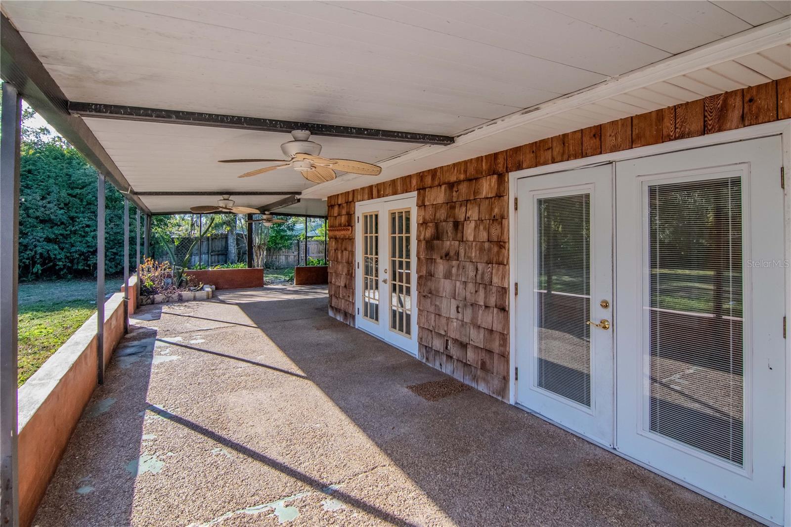 LAKEWOOD RANCHES - Residential