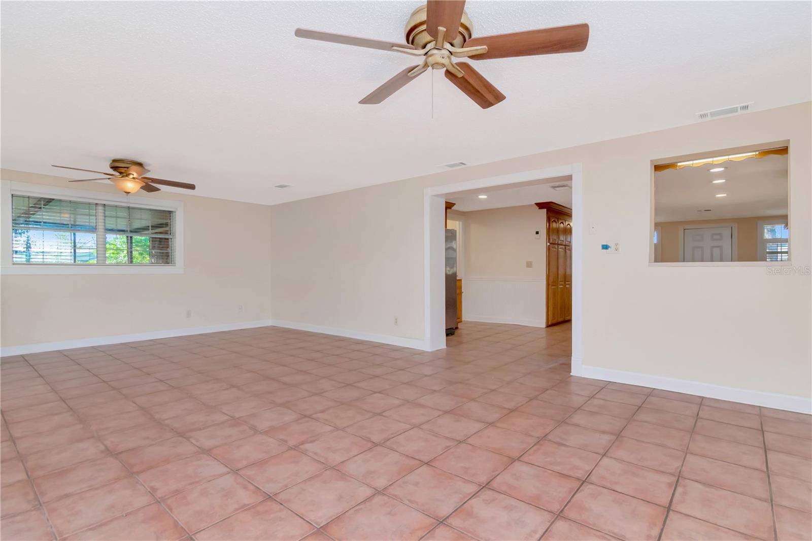 LAKEWOOD RANCHES - Residential