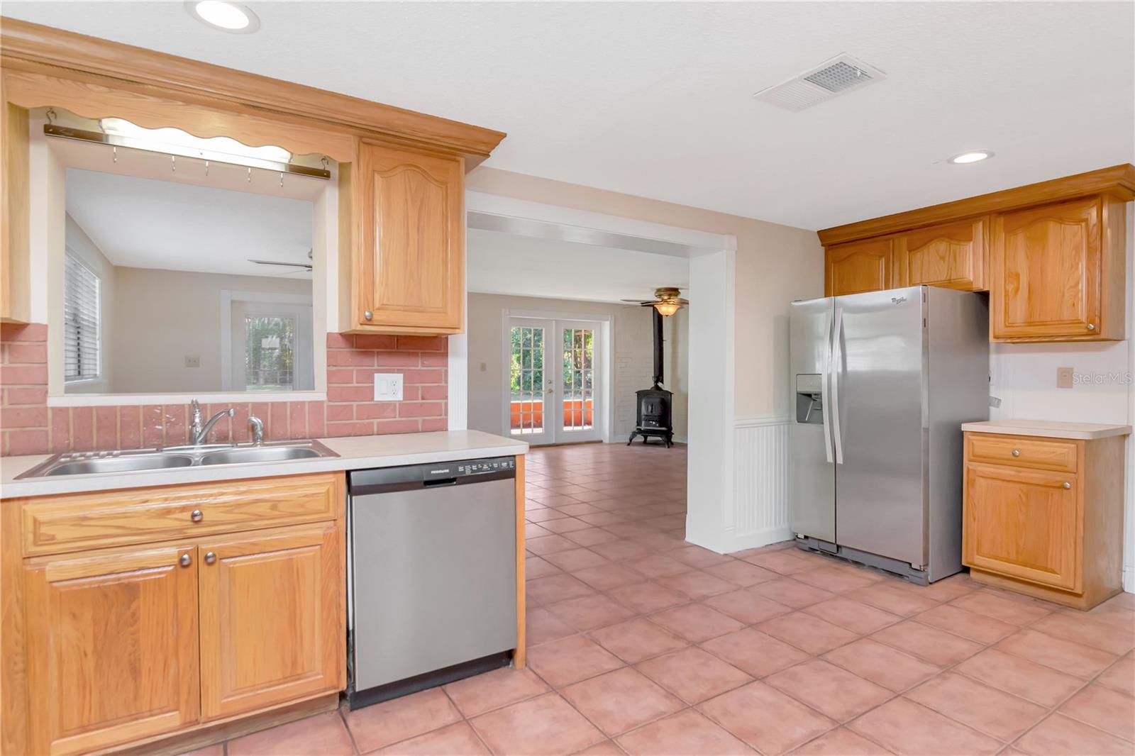 LAKEWOOD RANCHES - Residential