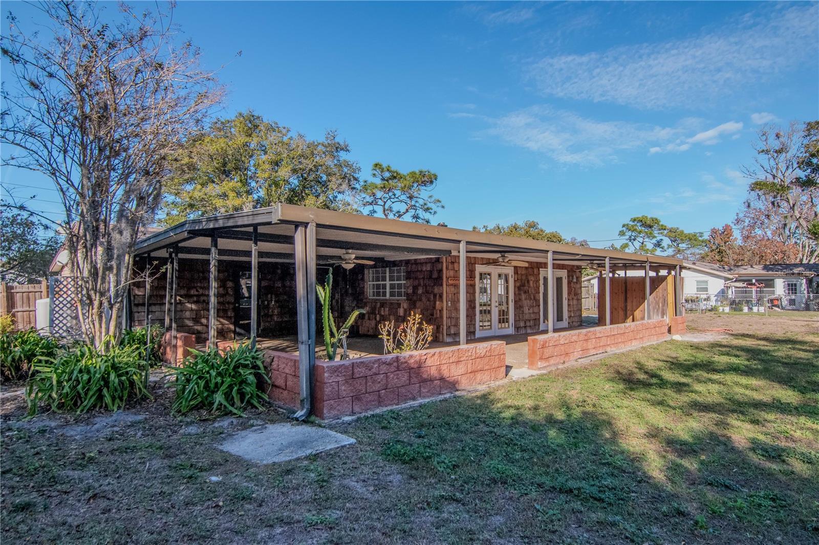 LAKEWOOD RANCHES - Residential