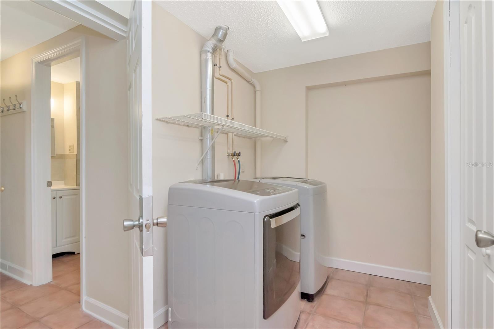 LAKEWOOD RANCHES - Residential