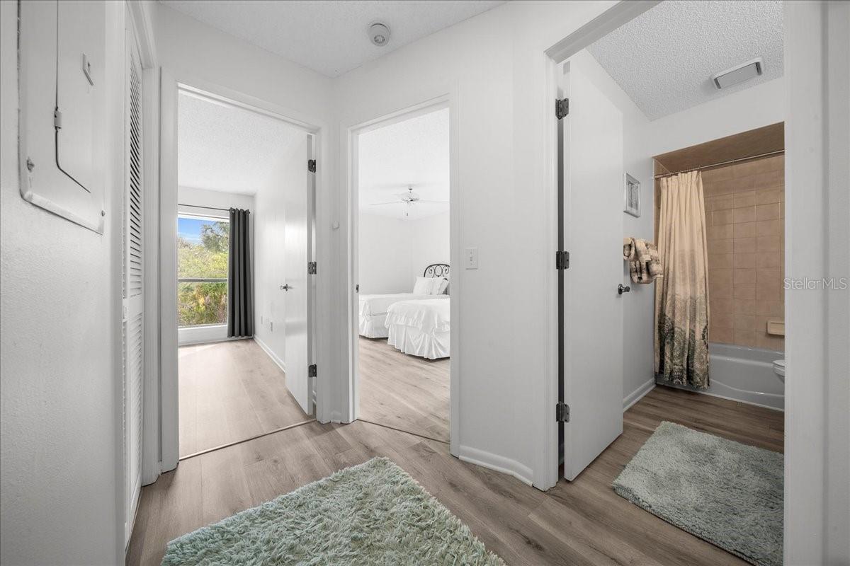 RIVER COVE LANDINGS CONDO - Residential