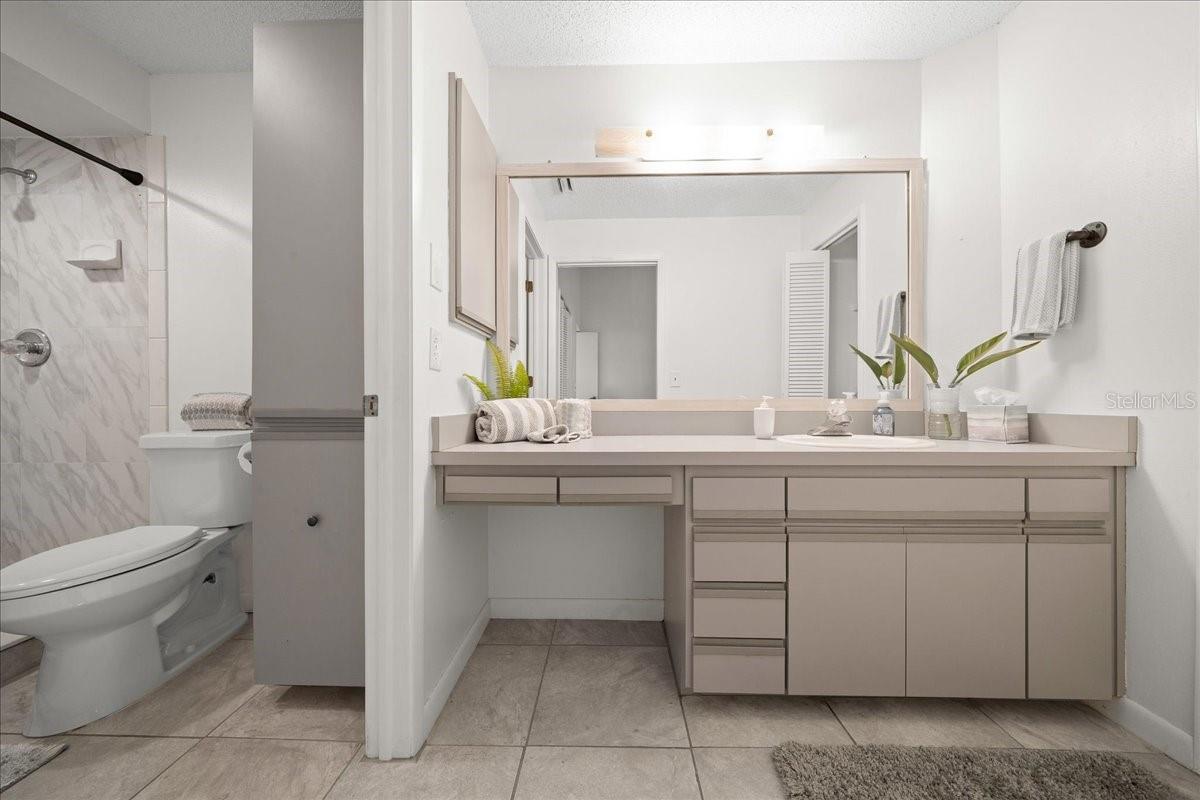 RIVER COVE LANDINGS CONDO - Residential