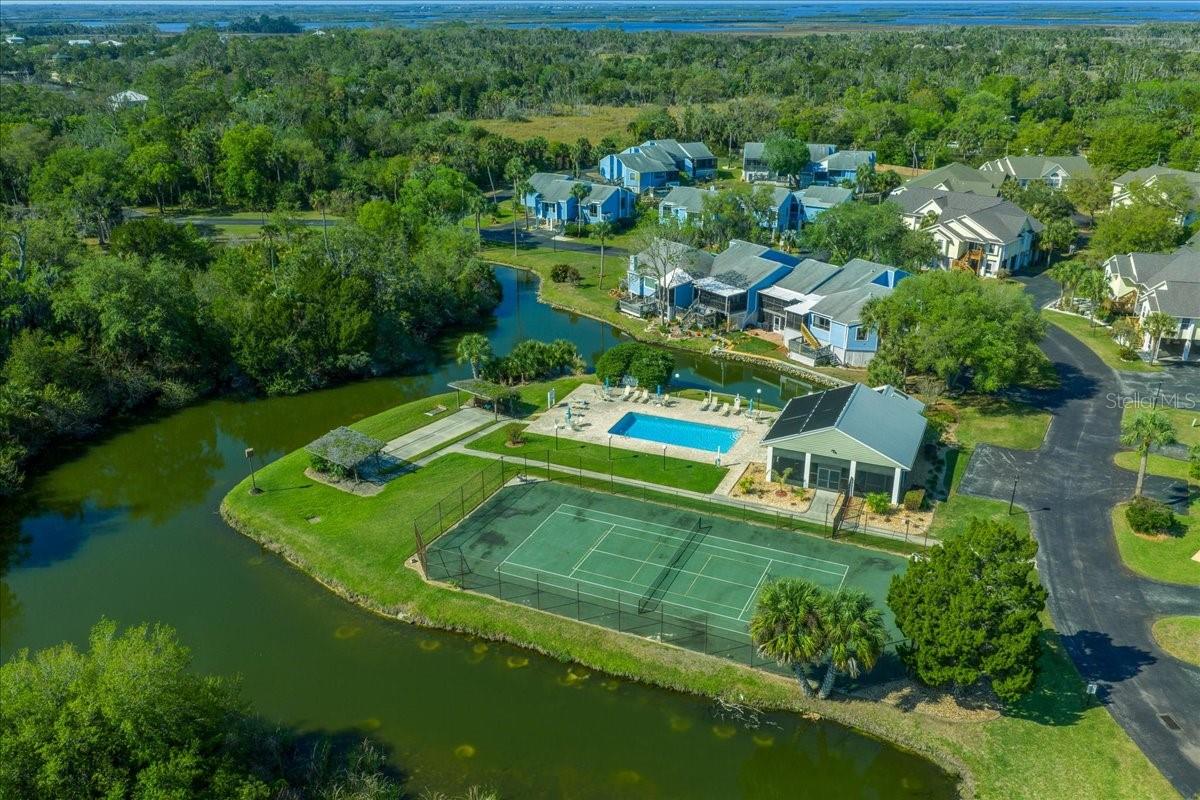 RIVER COVE LANDINGS CONDO - Residential