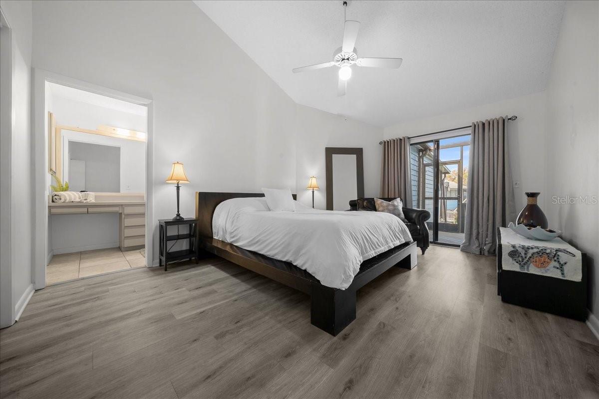 RIVER COVE LANDINGS CONDO - Residential
