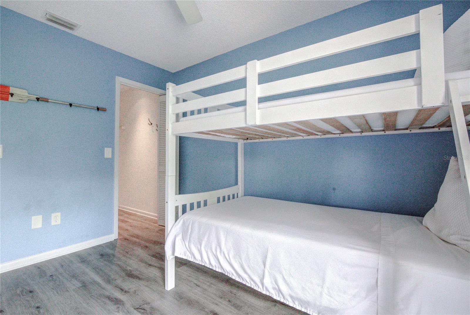 RIVER COVE LANDINGS CONDO - Residential