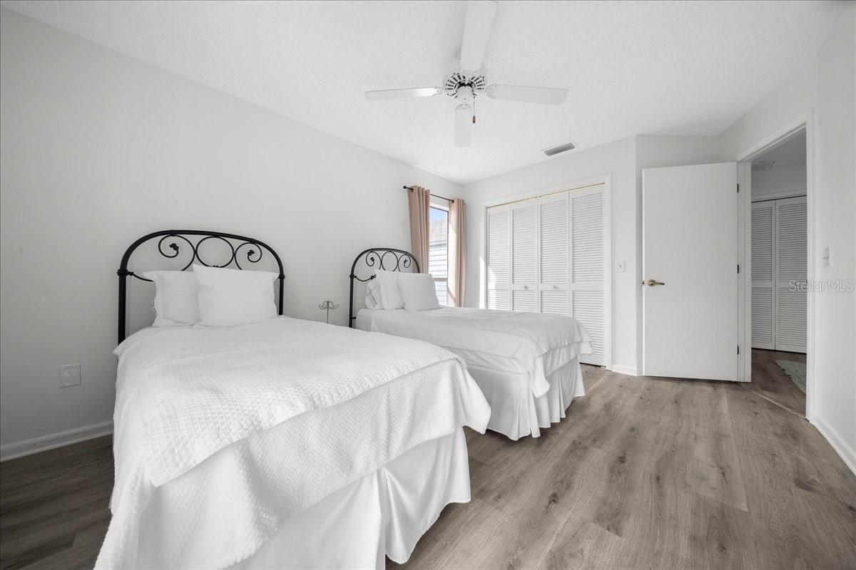 RIVER COVE LANDINGS CONDO - Residential