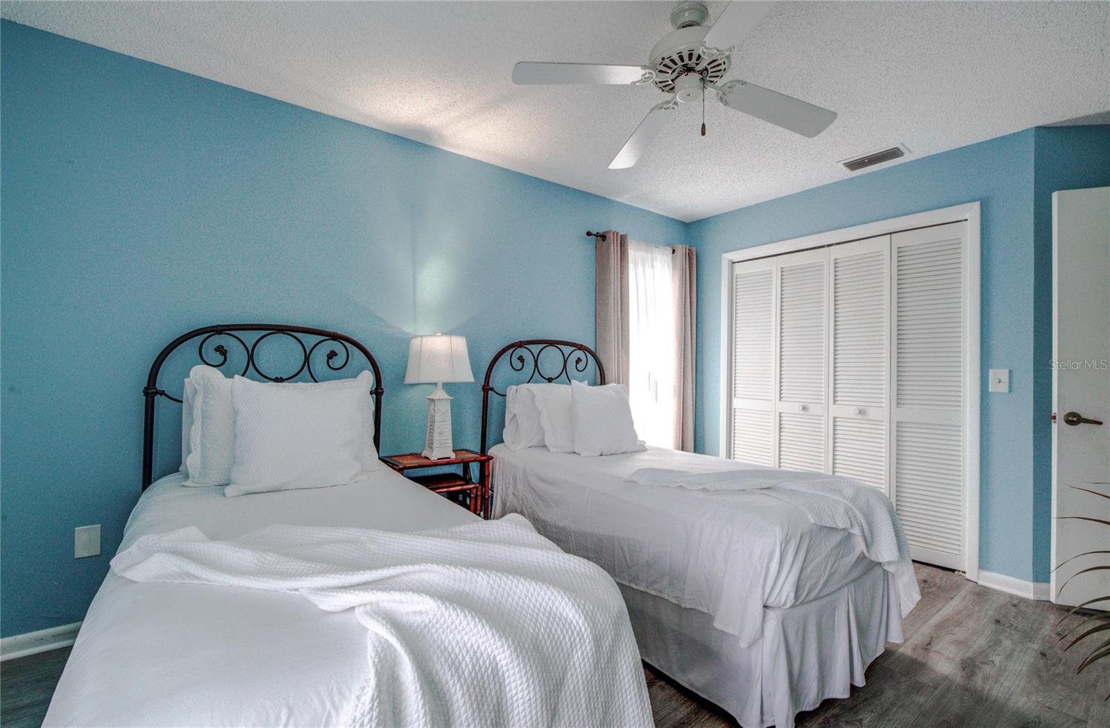 RIVER COVE LANDINGS CONDO - Residential