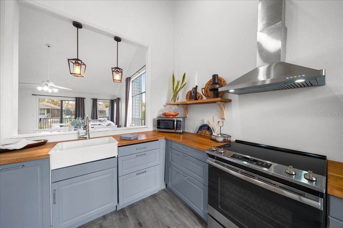RIVER COVE LANDINGS CONDO - Residential