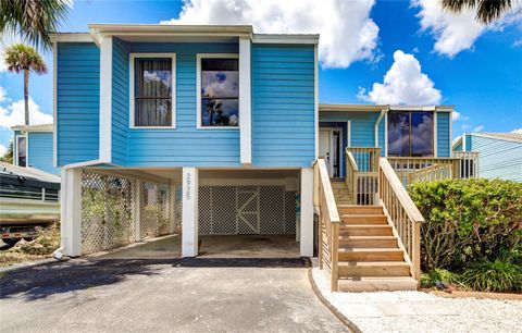 2925 N RIVERS EDGE BOULEVARD 2925 CRYSTAL RIVER FL 34429