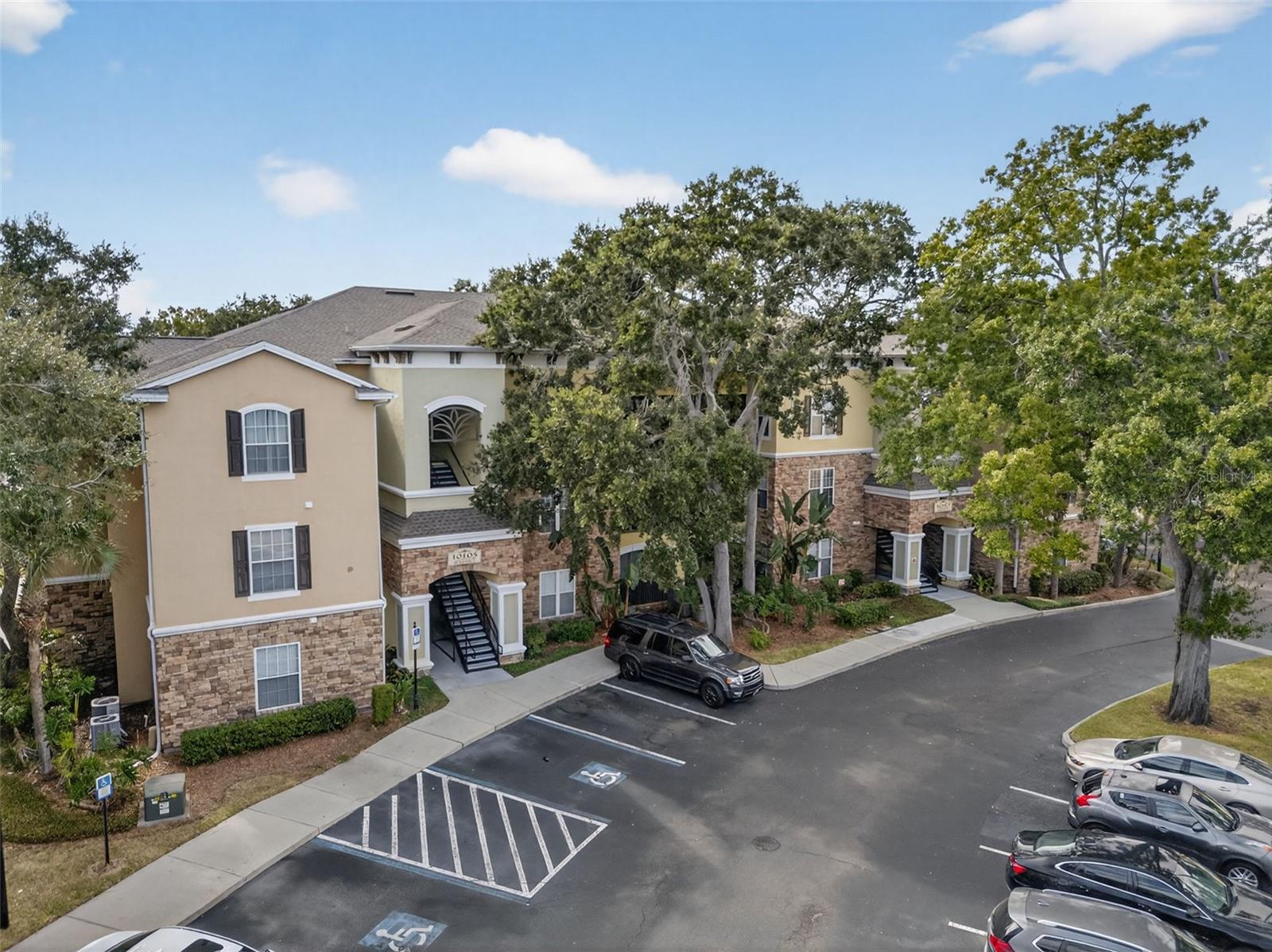 COURTNEY PALMS CONDO - Residential