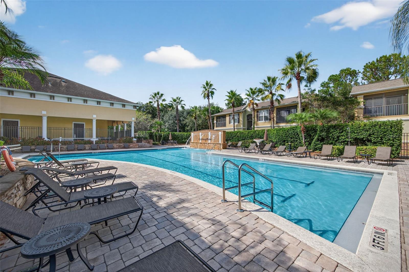 COURTNEY PALMS CONDO - Residential