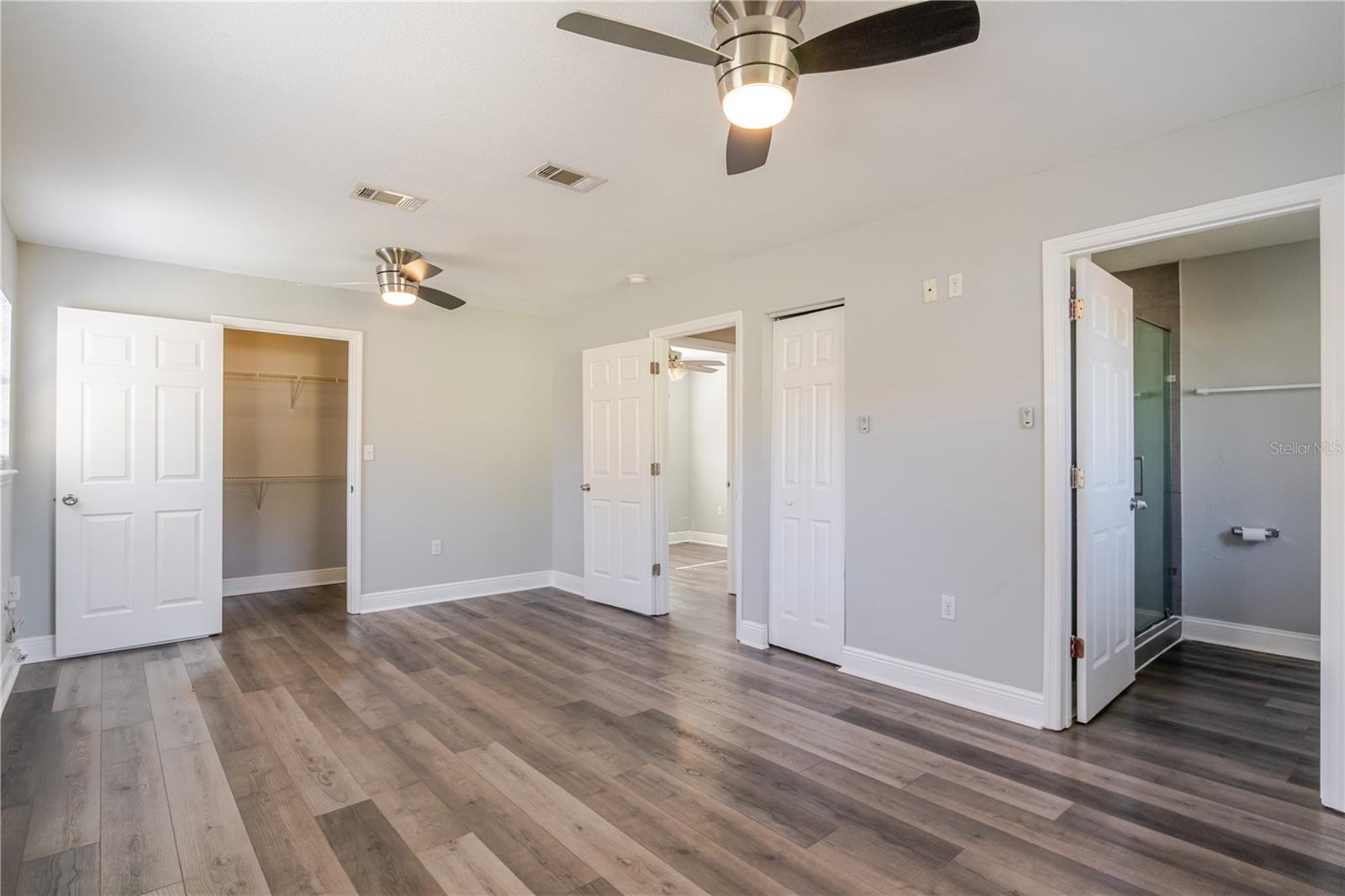 GANDY GARDENS 3 - Residential