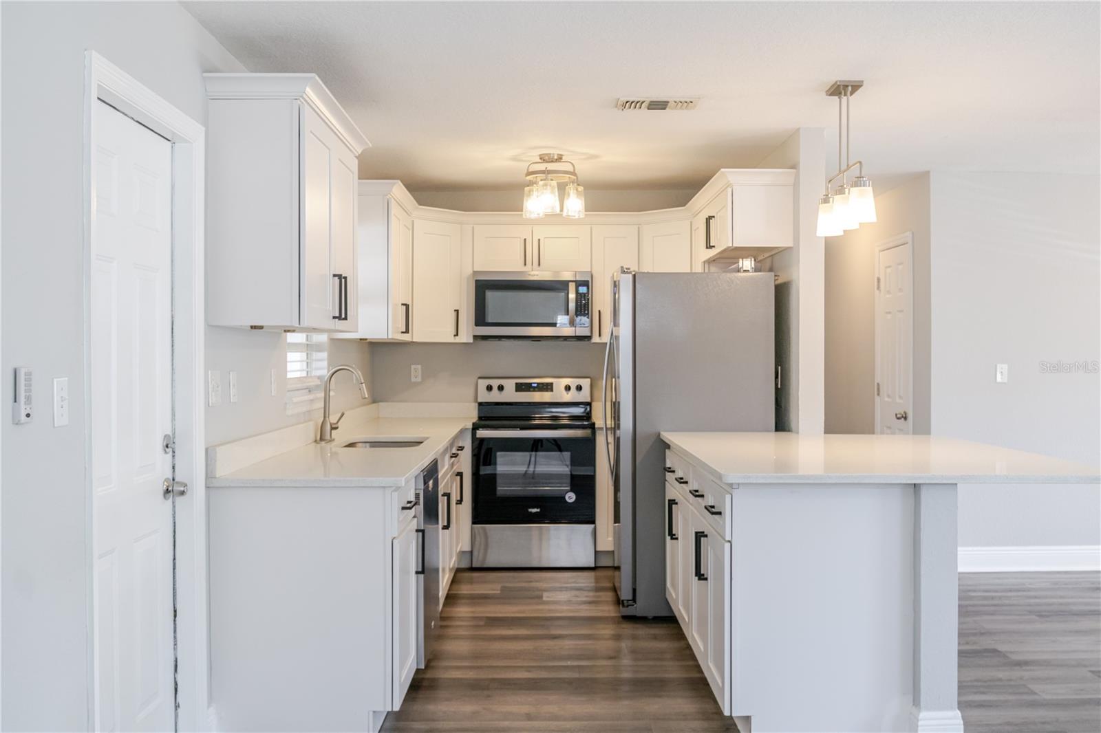 GANDY GARDENS 3 - Residential