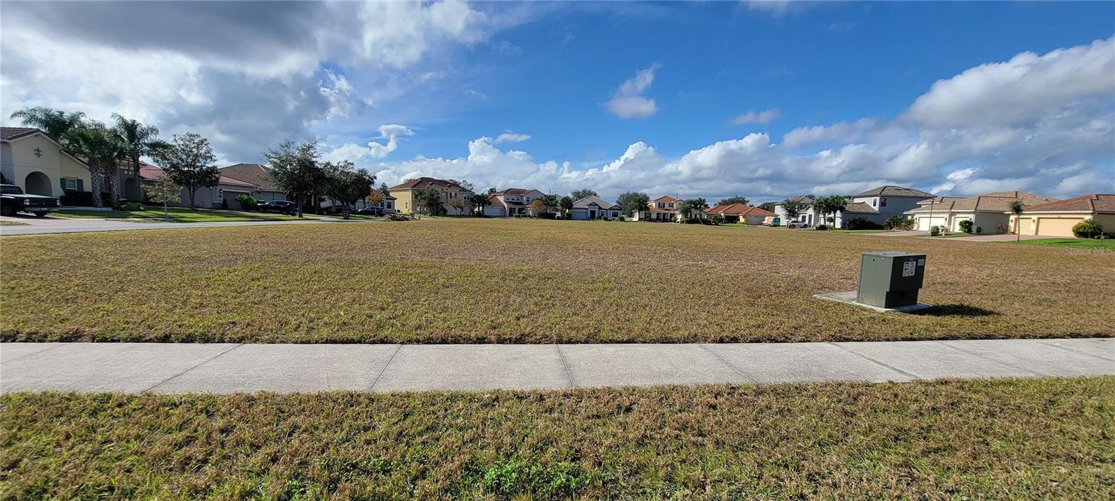 3907 GOLDEN KNOT DRIVE