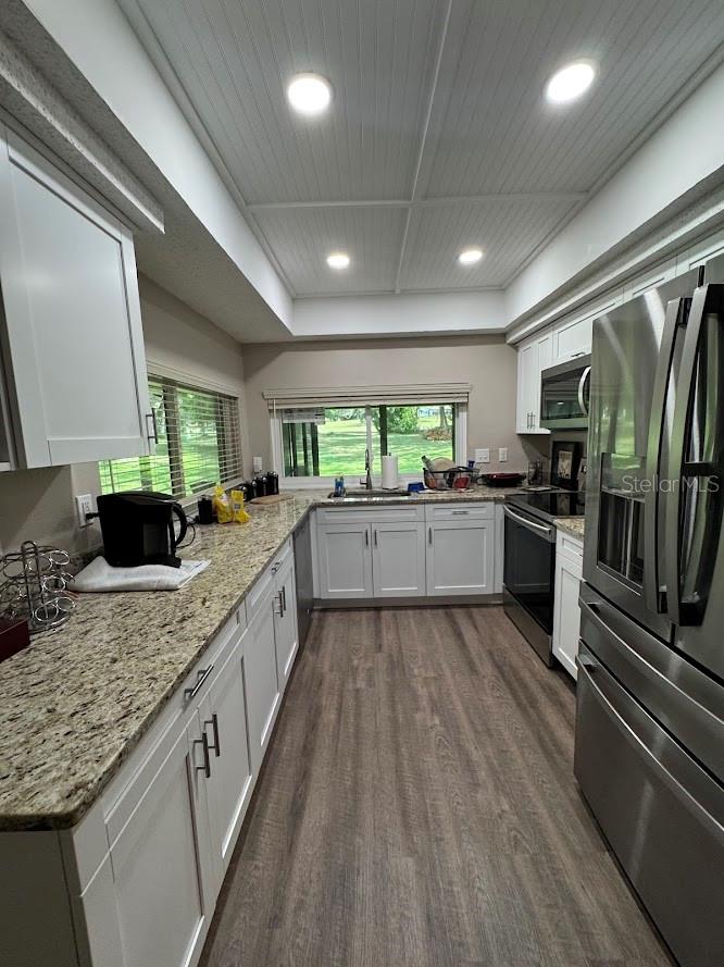 BEACON WOODS VILLAGE - Residential Lease