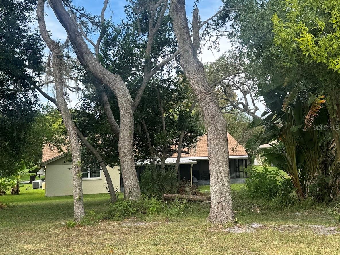 BEACON WOODS VILLAGE - Residential Lease