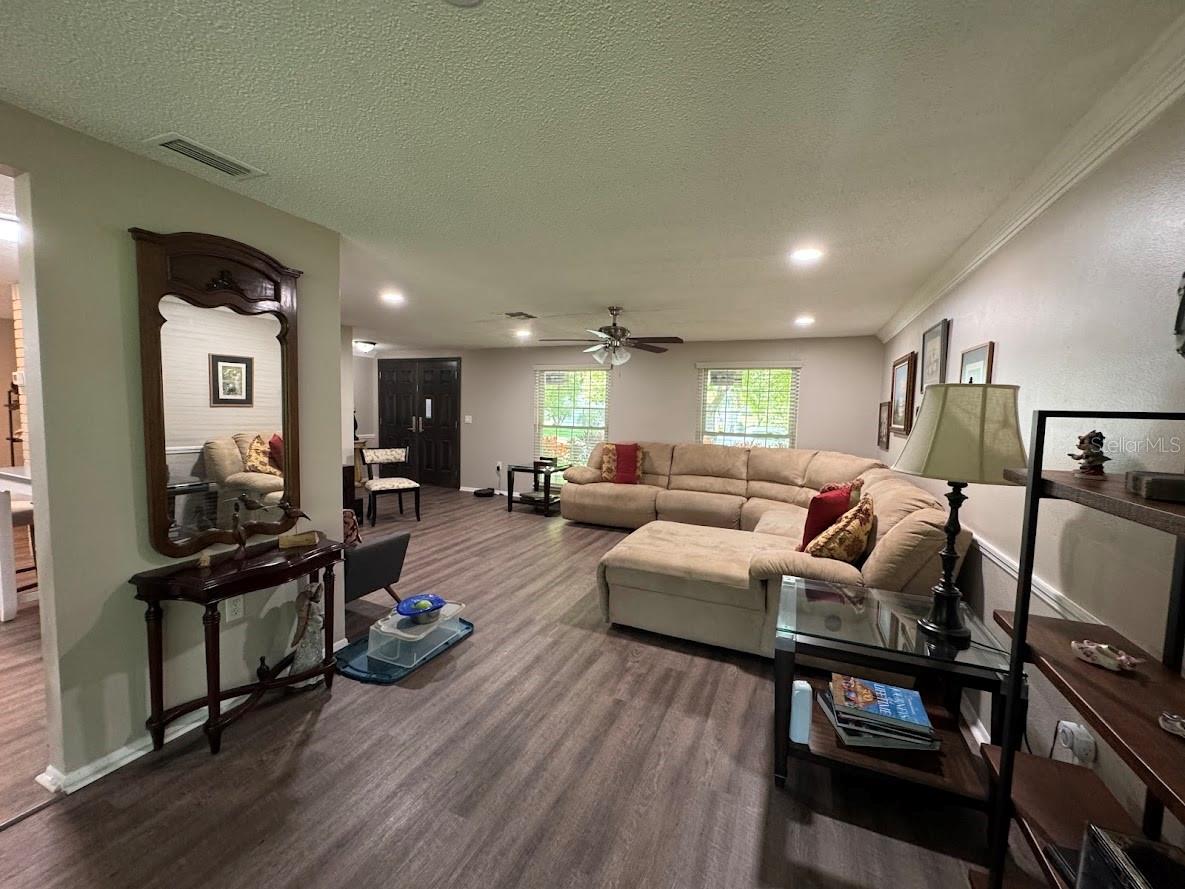 BEACON WOODS VILLAGE - Residential Lease