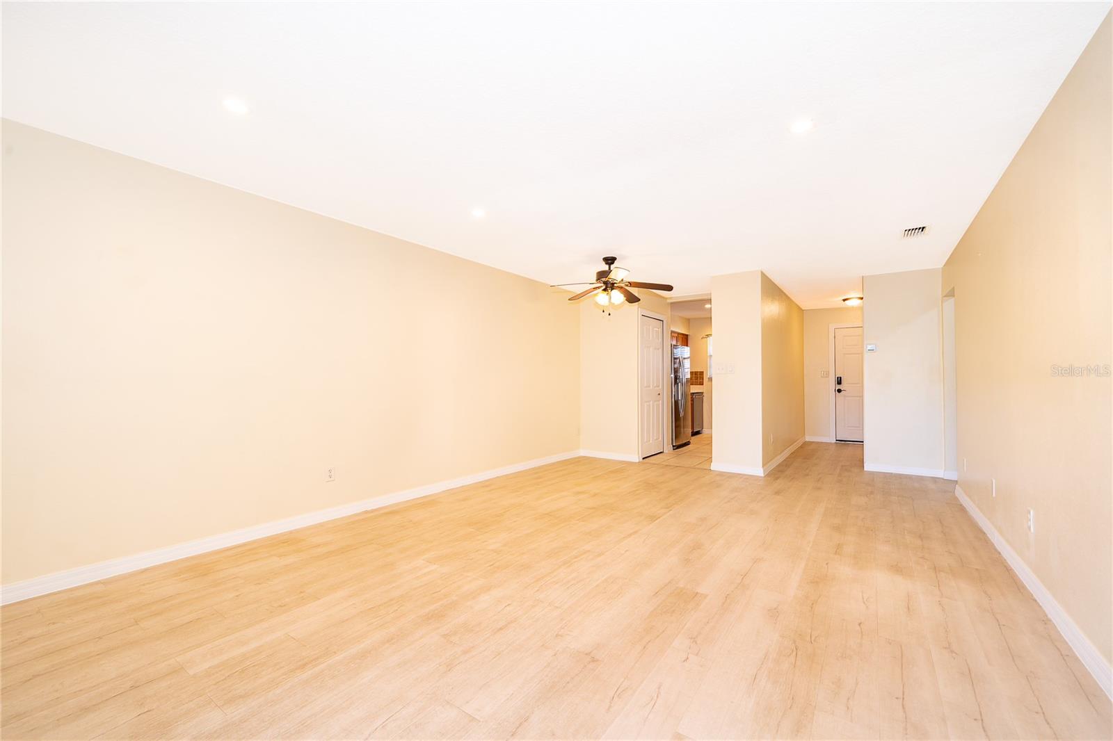 WRENWOOD CONDO - Residential