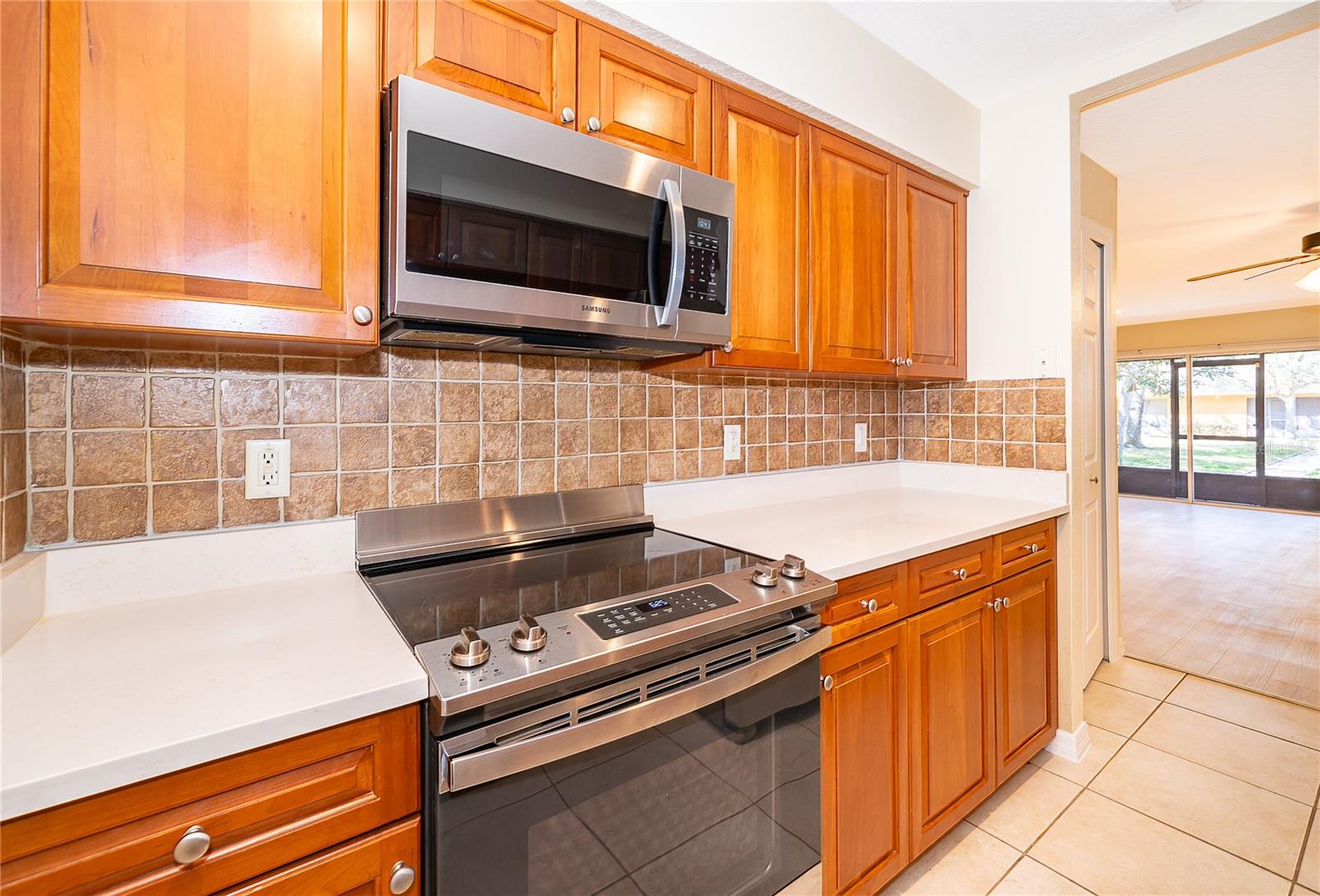 WRENWOOD CONDO - Residential