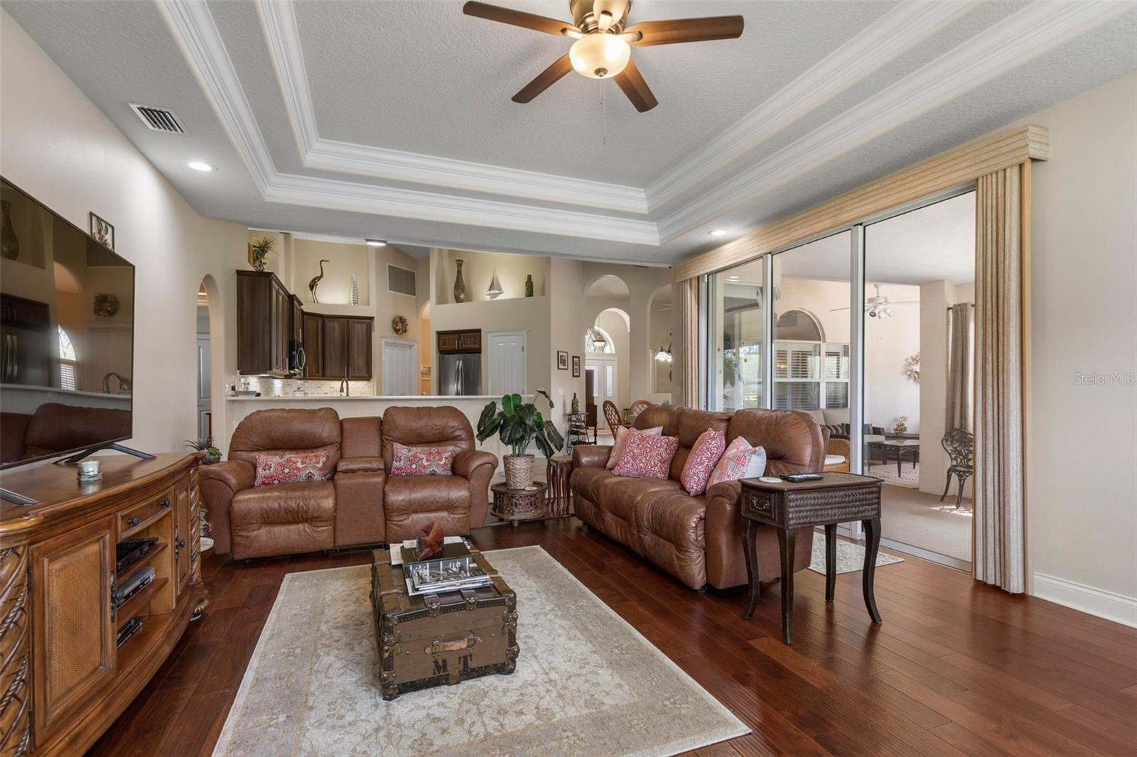 FRONT STREET/GRAND HAVEN PH 06 - Residential