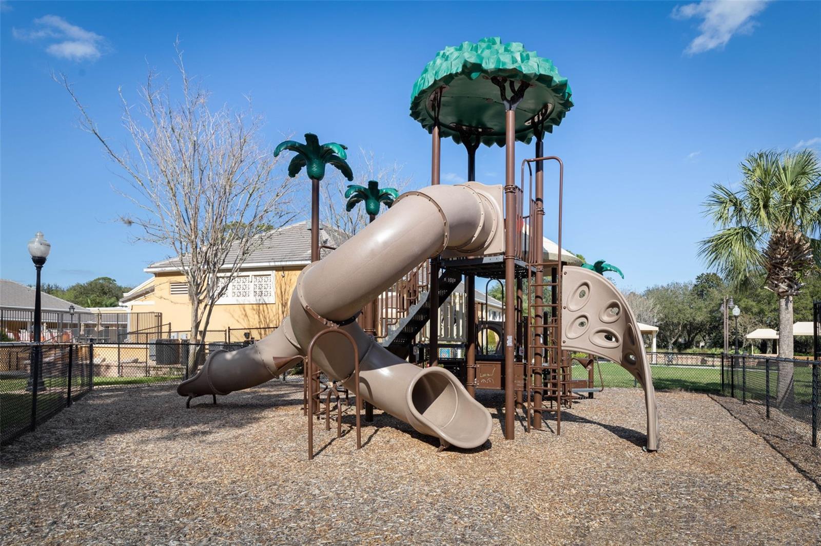 FRONT STREET/GRAND HAVEN PH 06 - Residential