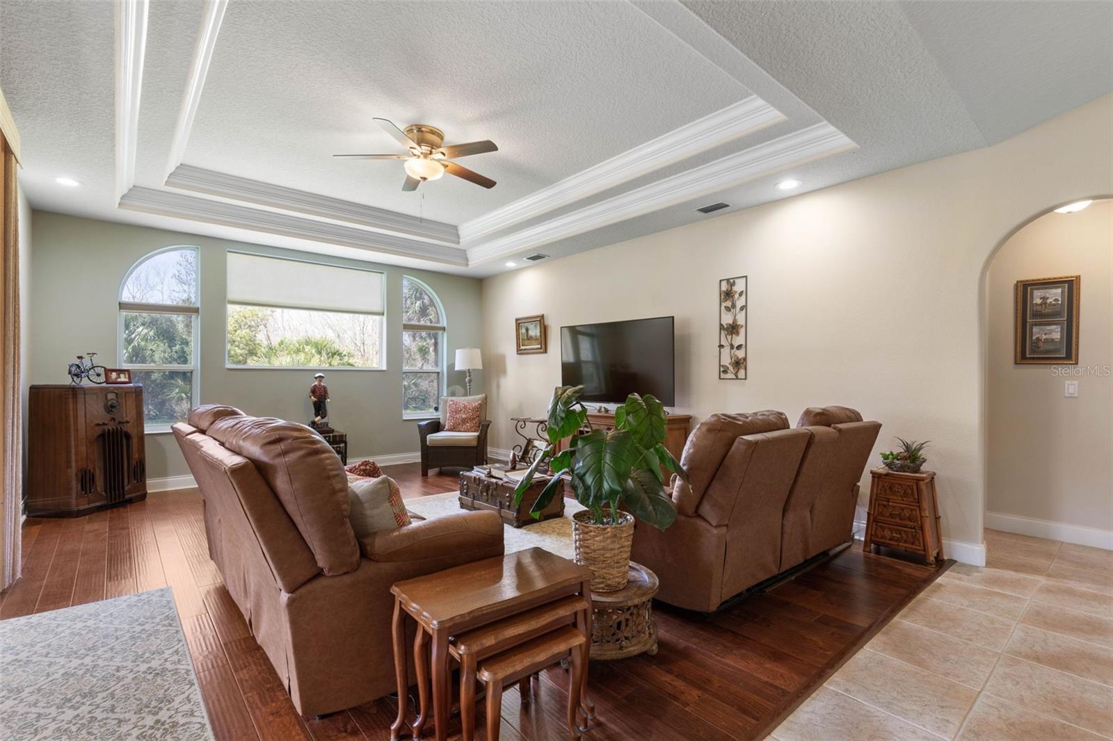 FRONT STREET/GRAND HAVEN PH 06 - Residential