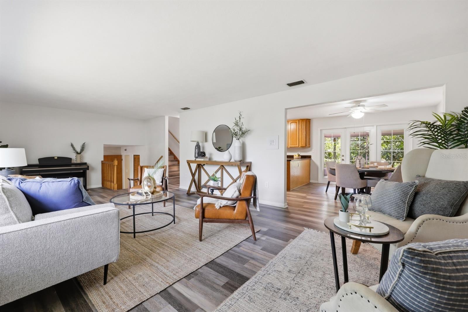 OAK CREST ESTATE - Residential