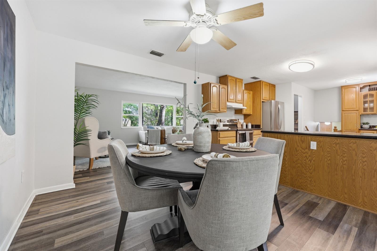 OAK CREST ESTATE - Residential